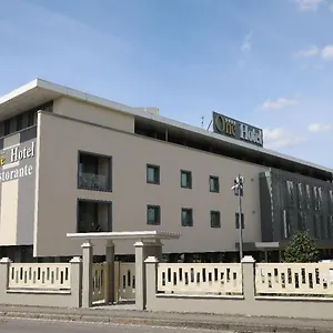 Hotel One