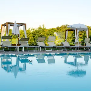relais-corte-cavalli.it-lombardy.com/
